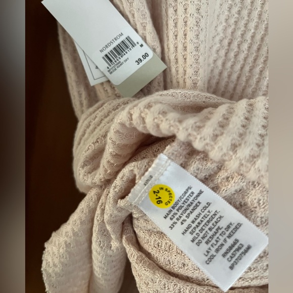 Soft Cozy Waffle Top Nordstrom Bobeau NWT - Picture 4 of 4